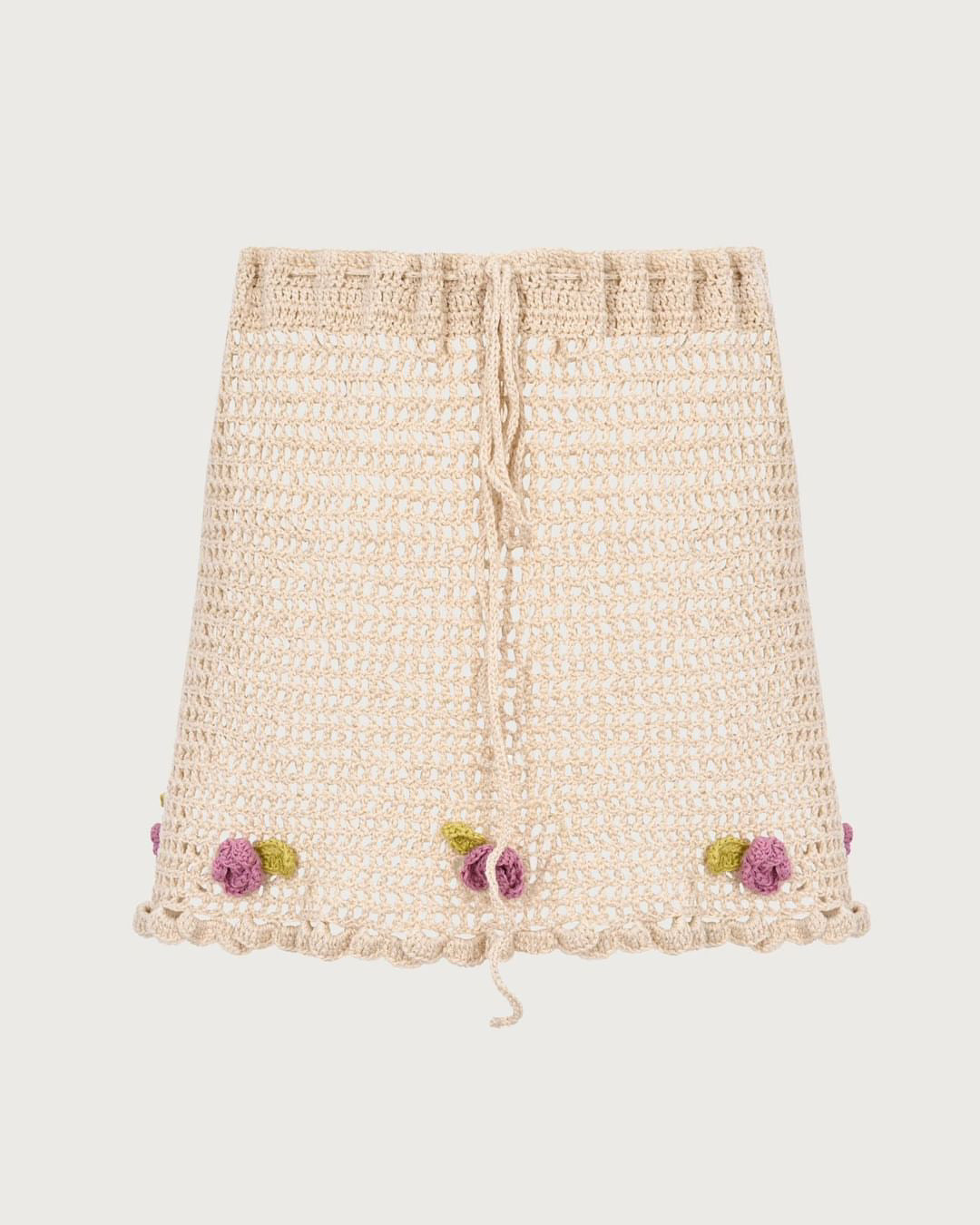 Crochet skirt with roses